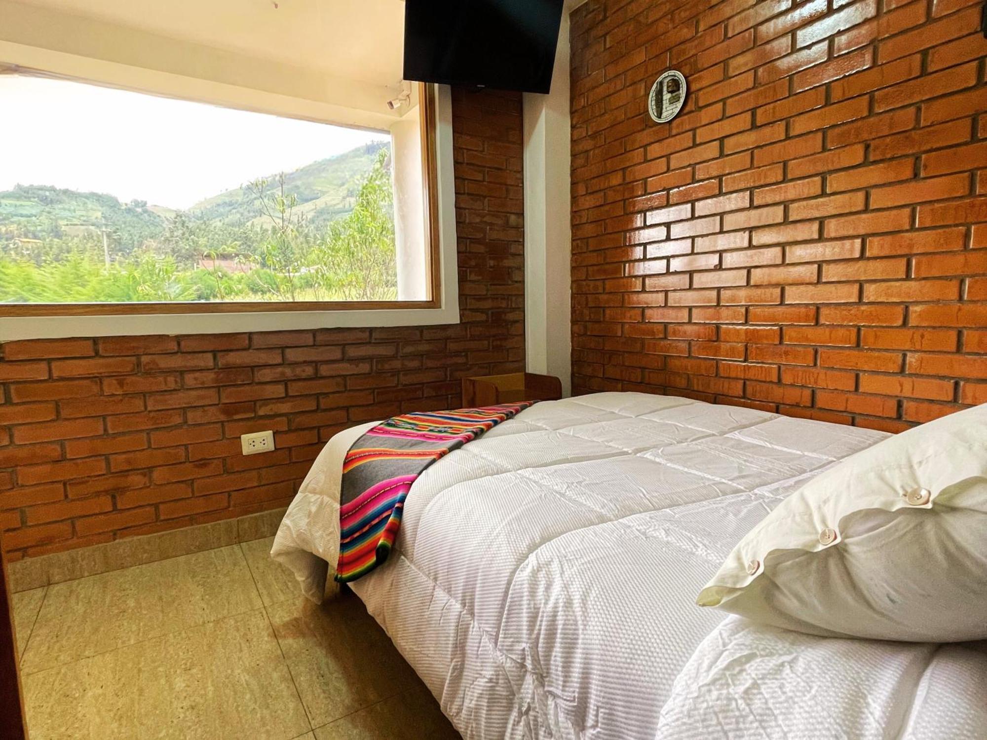 Runaway Eco Hotel Carhuaz Eksteriør billede